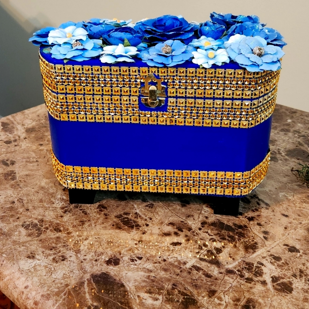 Jewelry/Keepsake Box
